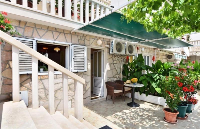 Studio Apartments 4 Two Бол Экстерьер фото
