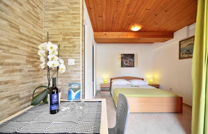 Studio Apartments 4 Two Бол Экстерьер фото